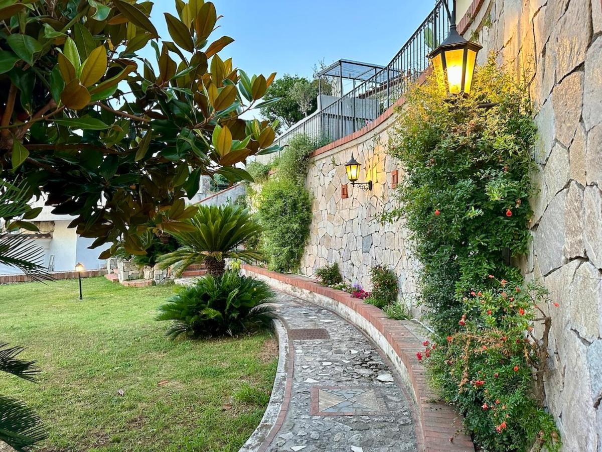 Villa Amalu Capri Piscina E Giardino Exteriör bild