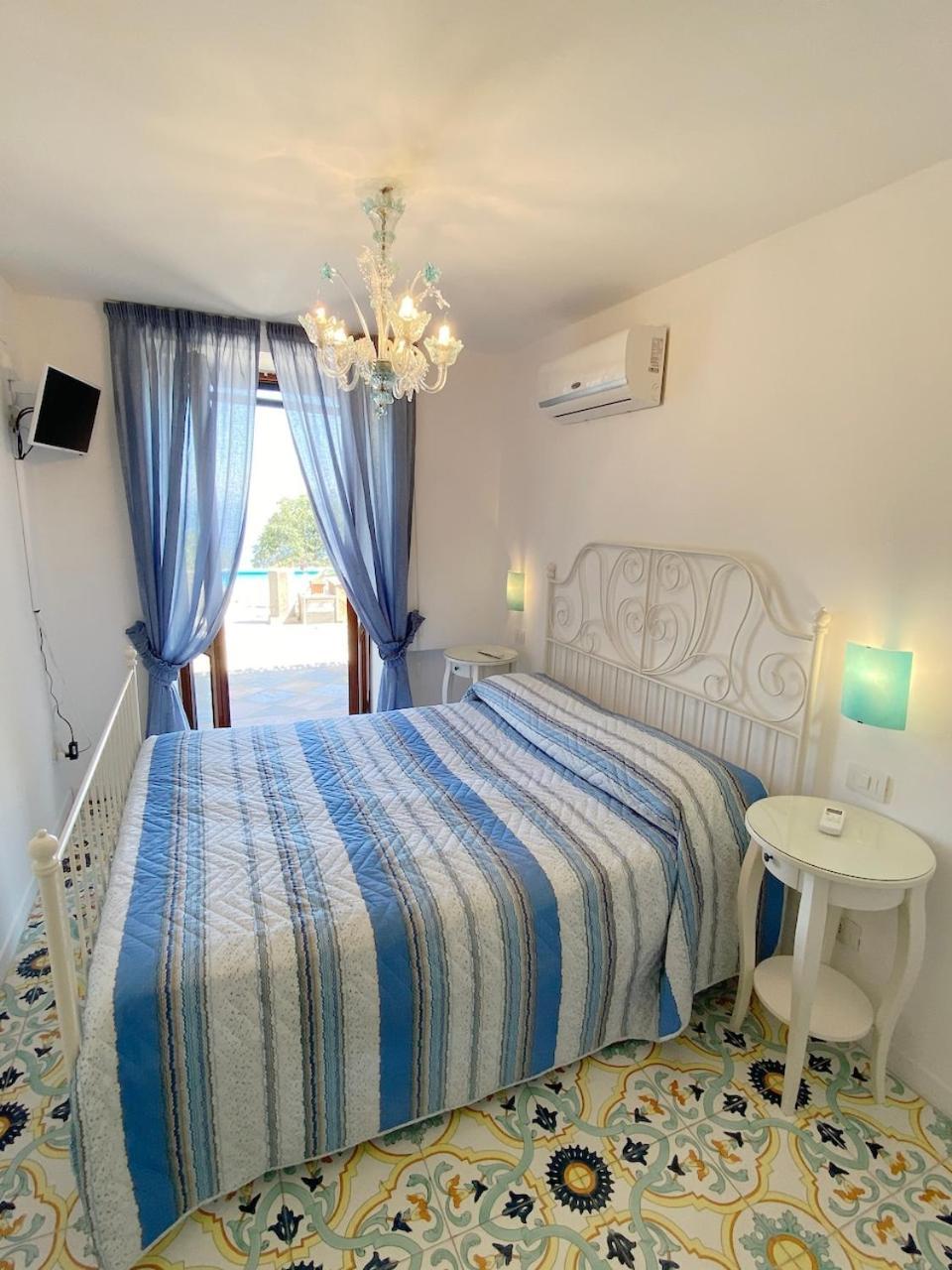 Villa Amalu Capri Piscina E Giardino Exteriör bild